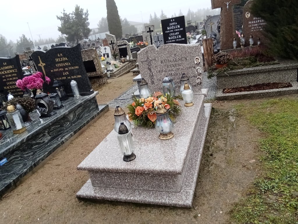 Grób ZBIGNIEW KOWALSKI