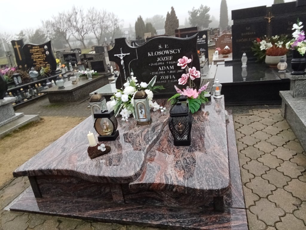 Grób ADAM KŁOSOWSKI